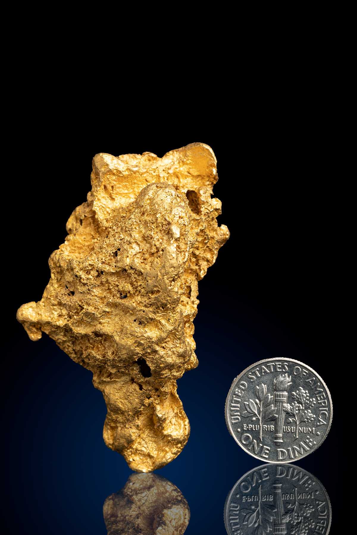Chunky and Heavy Natural Buttery Gold Nugget Australia [RB14